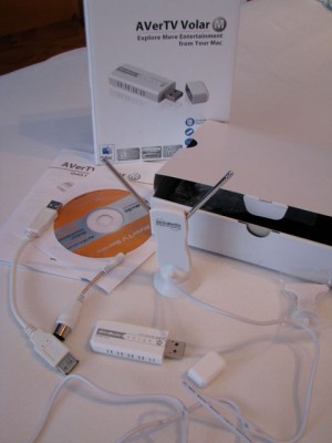 avertv-volar-m-mac-tv-tuner-baleni avertv volar m mac tv tuner baleni 300x400 AVerTV Volar M TV tuner pro Mac i Windows