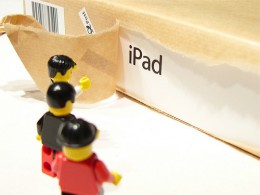 11 11 260x195 Lego a rozbalování Apple iPad