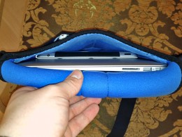 Moje brašnička aneb jak jsem řešil přenášení MacBooku Air 13 a iPadu built6 260x195 Moje brašnička aneb jak jsem řešil přenášení MacBooku Air 13 a iPadu