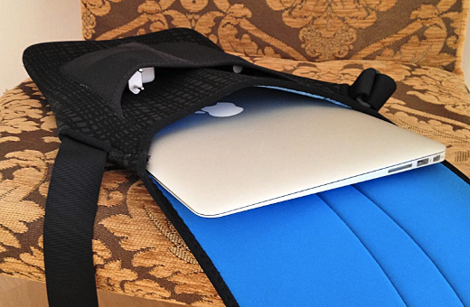 Moje brašnička aneb jak jsem řešil přenášení MacBooku Air 13″ a iPadu