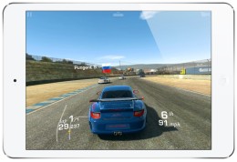 real racing3 05 260x178   Real Racing 3 – právoplatný nástupce, nebo zklamání?