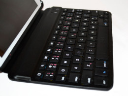Recenze klávesnic ZAGGKeys Mini 7 a ZAGGKeys Mini 9 zagg keys mini7 04 260x195 Recenze klávesnic ZAGGKeys Mini 7 a ZAGGKeys Mini 9