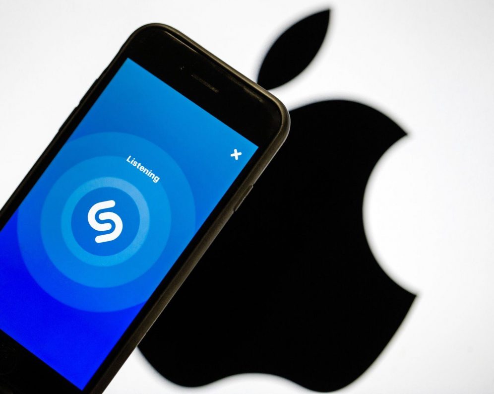 Žádné reklamy a miliony uživatelů navíc. Aplikaci Shazam akvizice Applem prospěla Náhled