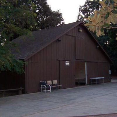 Barn Campus Cupertino icon