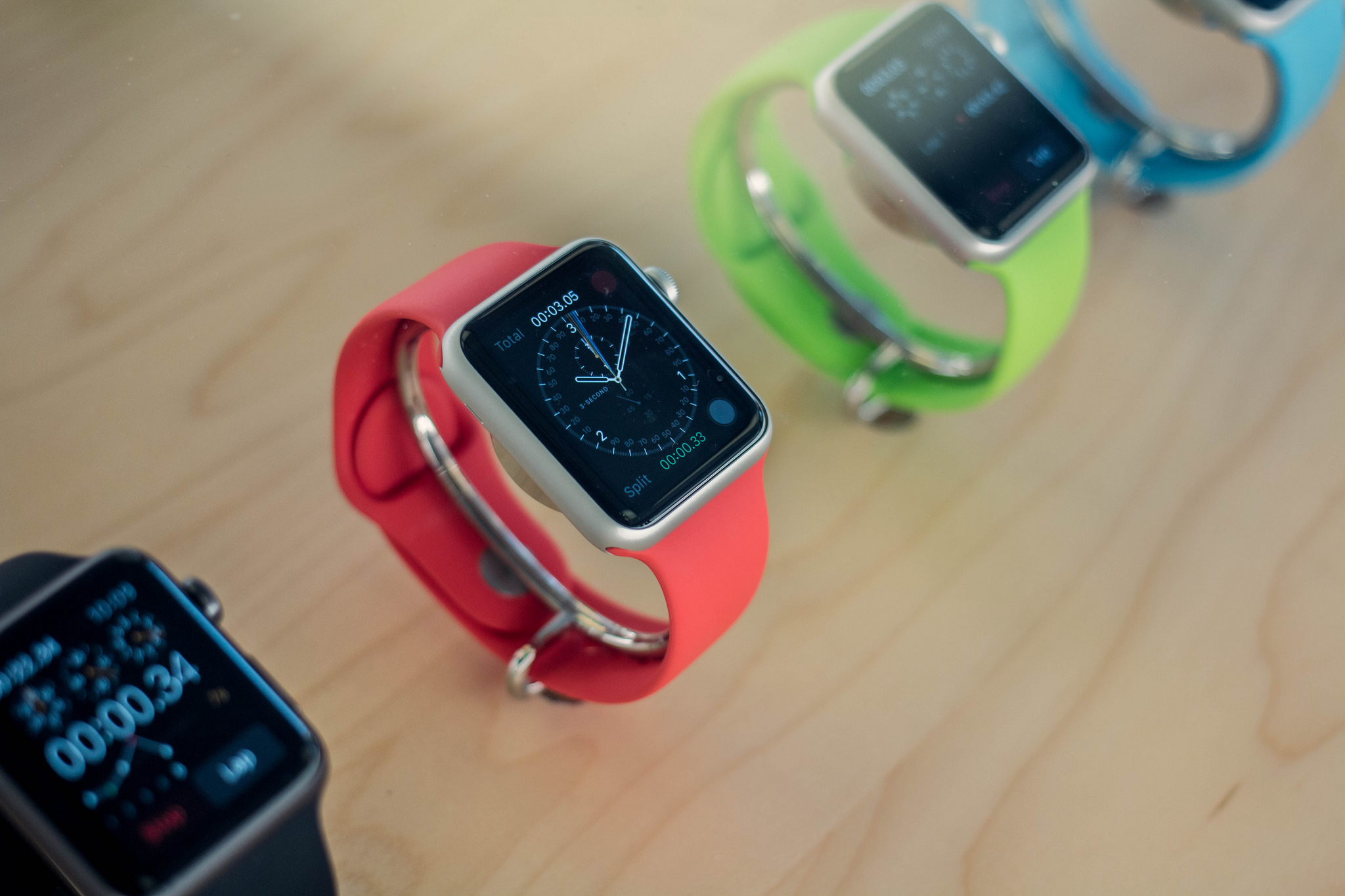 Apple watch 8 ru. Apple watch 8. Apple watch красные. Apple watch 8 цвета. Часы Apple watch разные цвета.