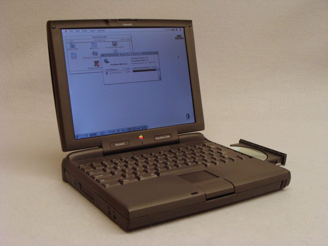 Z historie Applu: Přichází PowerBook 100 – Jablíčkář.cz