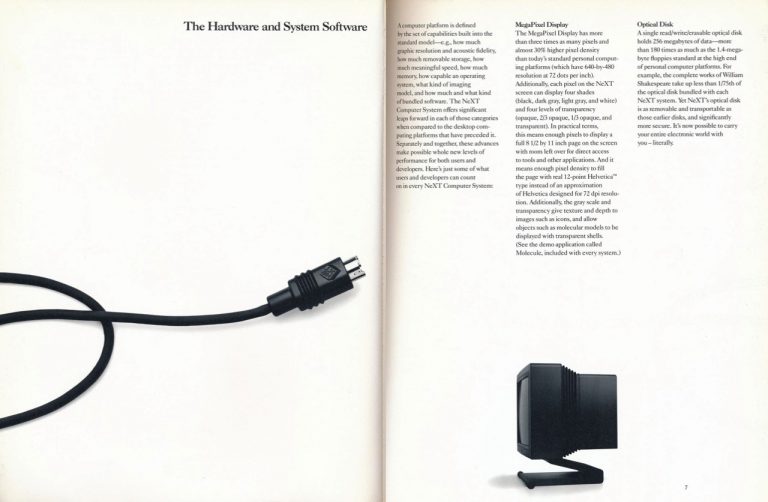 Prolistujte si raritní katalog společnosti NeXT, kterou Steve Jobs