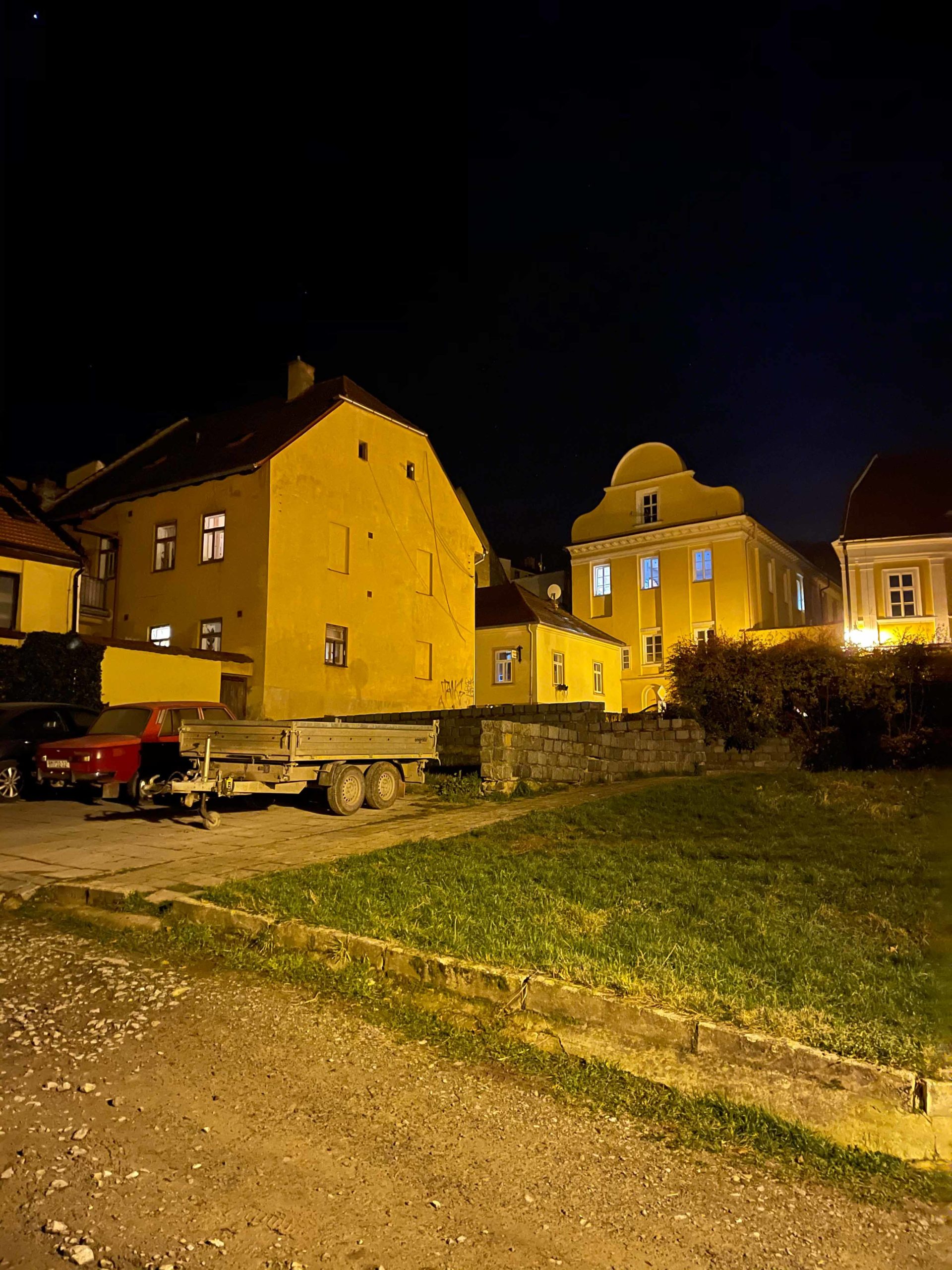 fotky z iphone 12 pro max v noci27