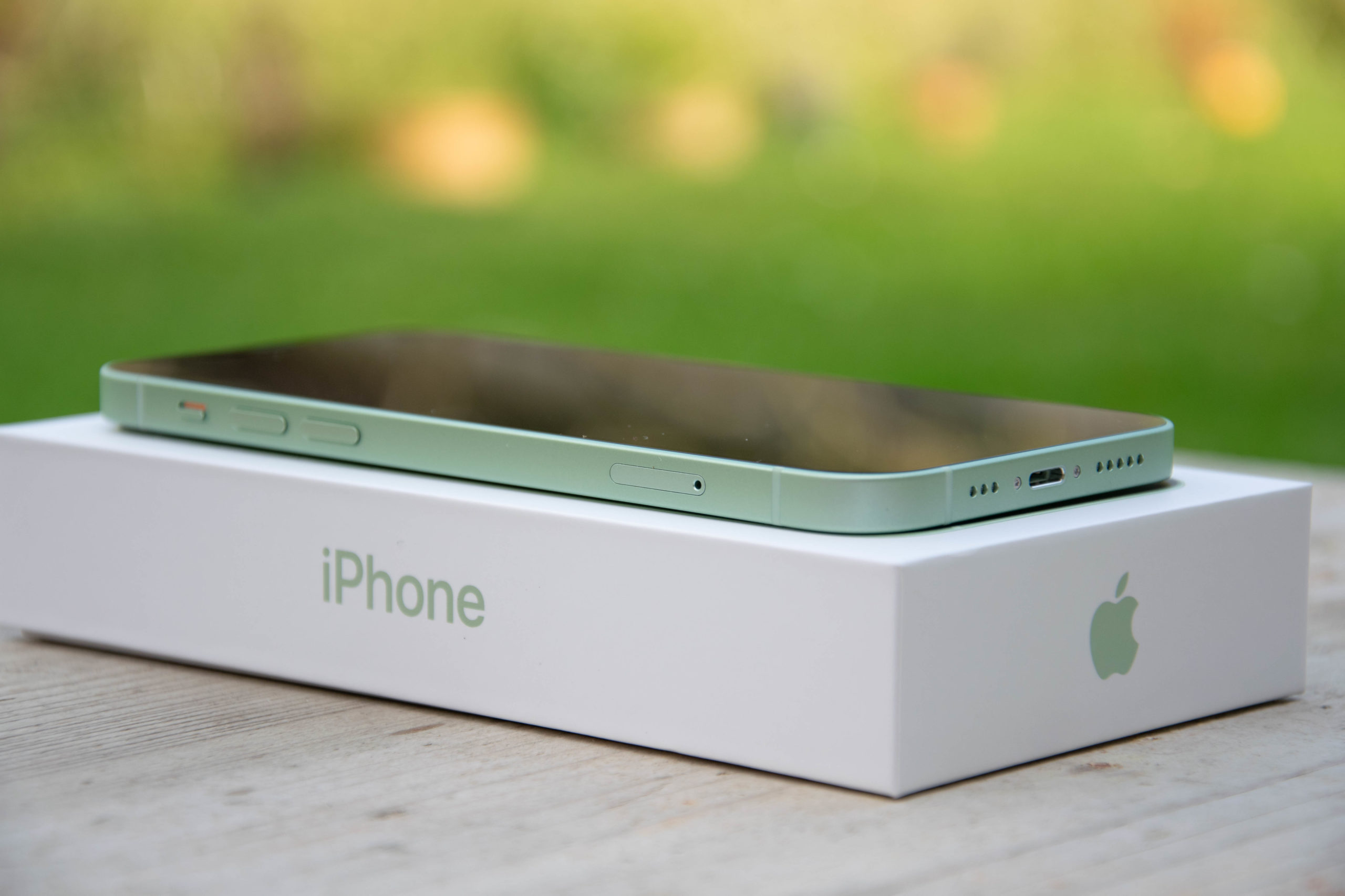 iphone 12 jablickar 16 iPhone 12 v redakci Jablíčkáře