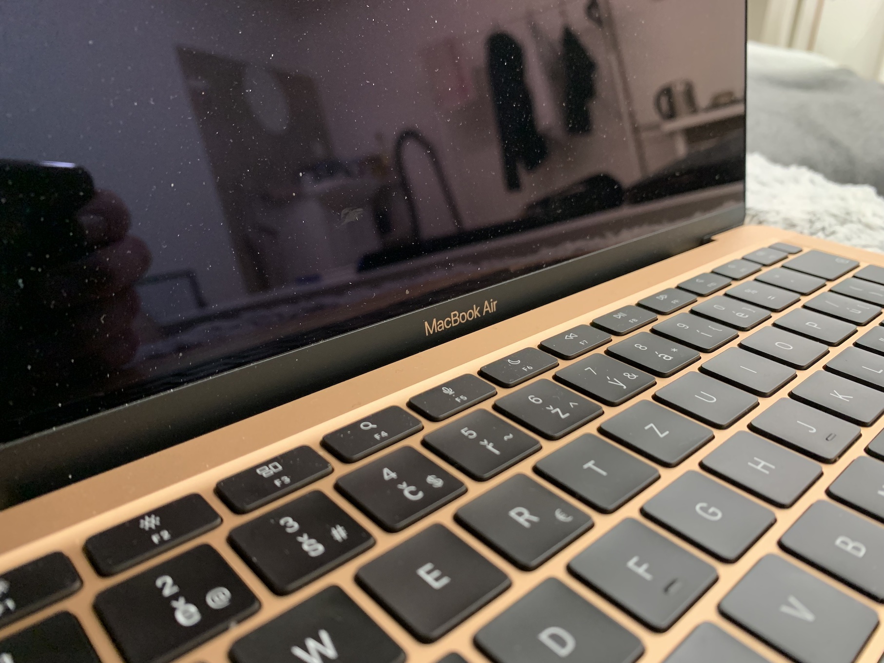 parallel macbook m1