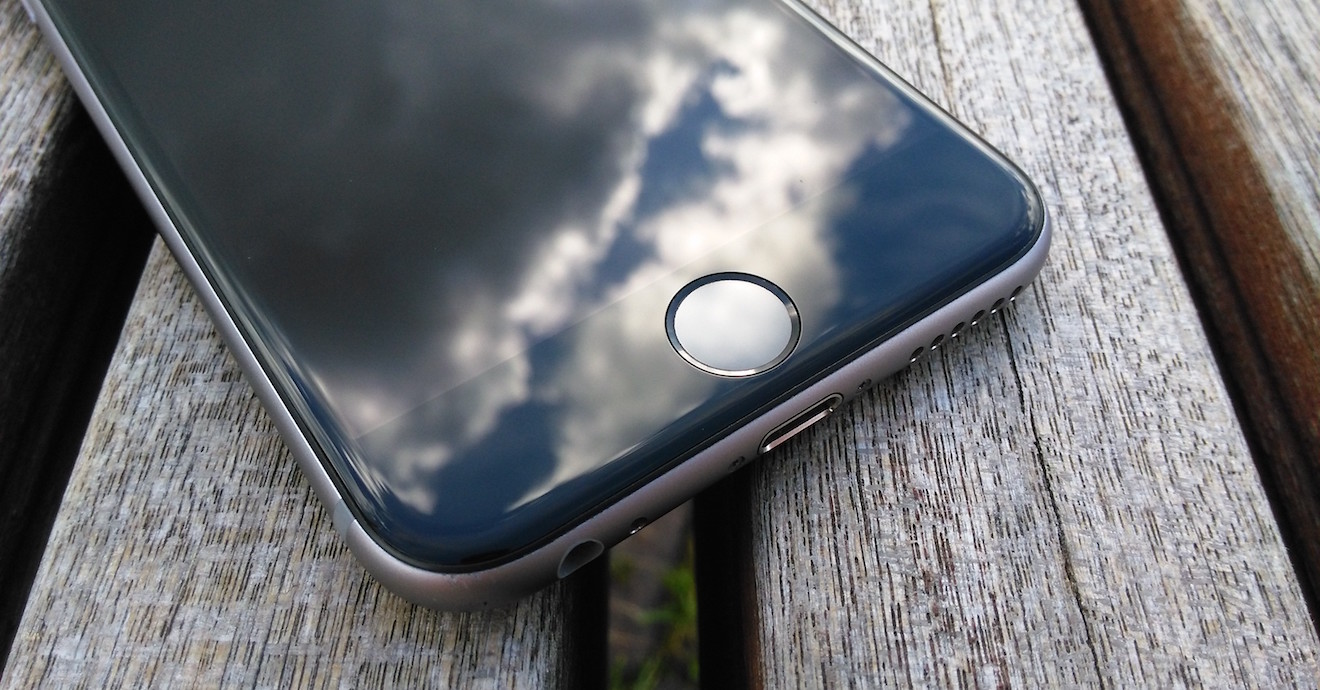 Na iPhone nefunguje Touch ID: Jak aktivovat virtuální domovské tlačítko