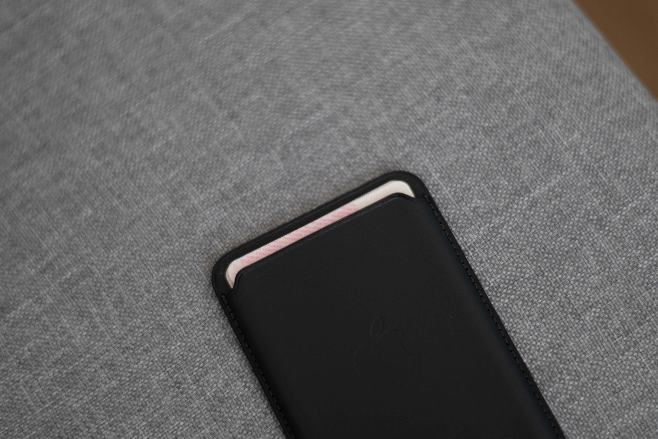 magsafe wallet jab 13