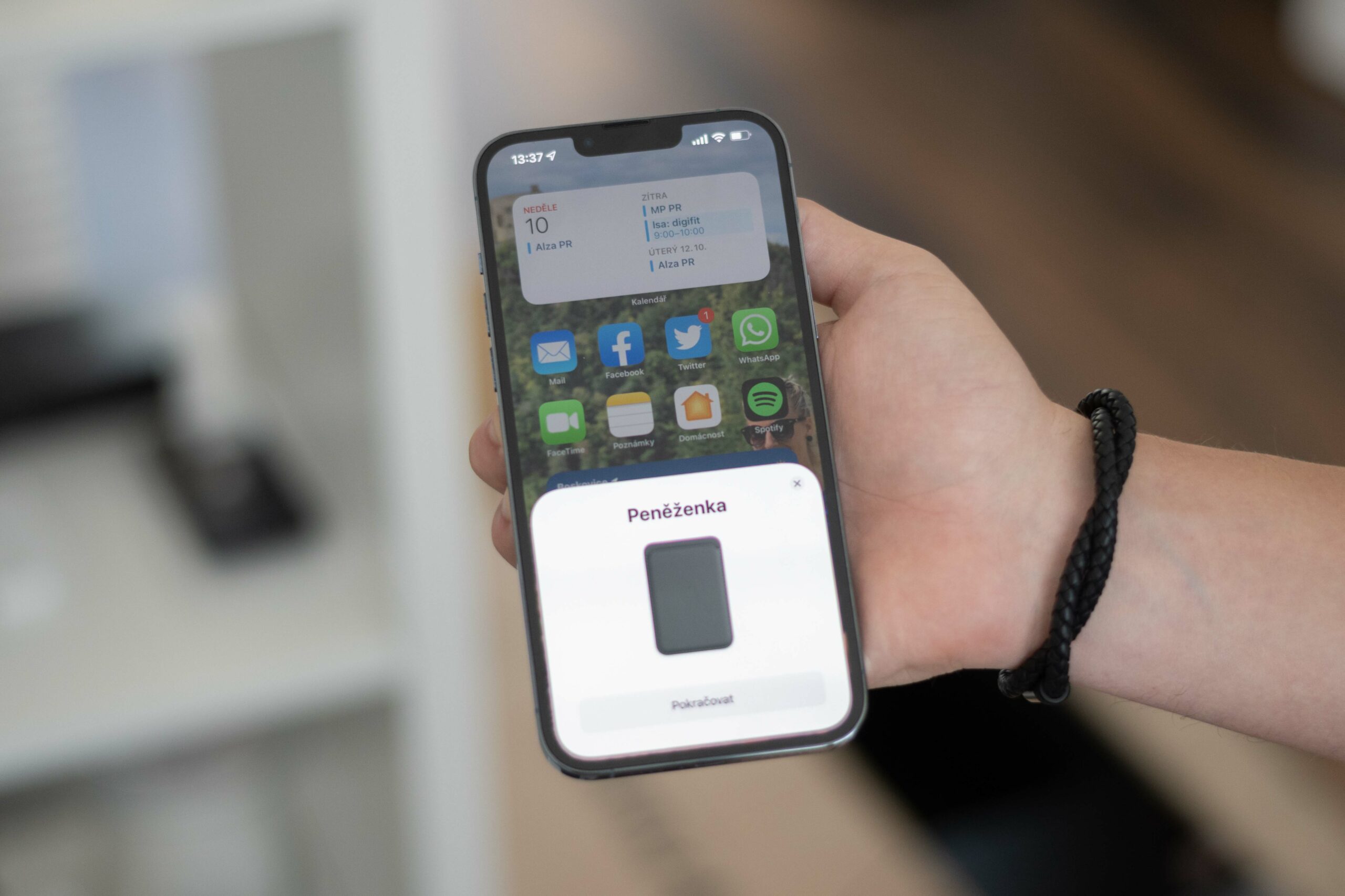 magsafe wallet jab 15