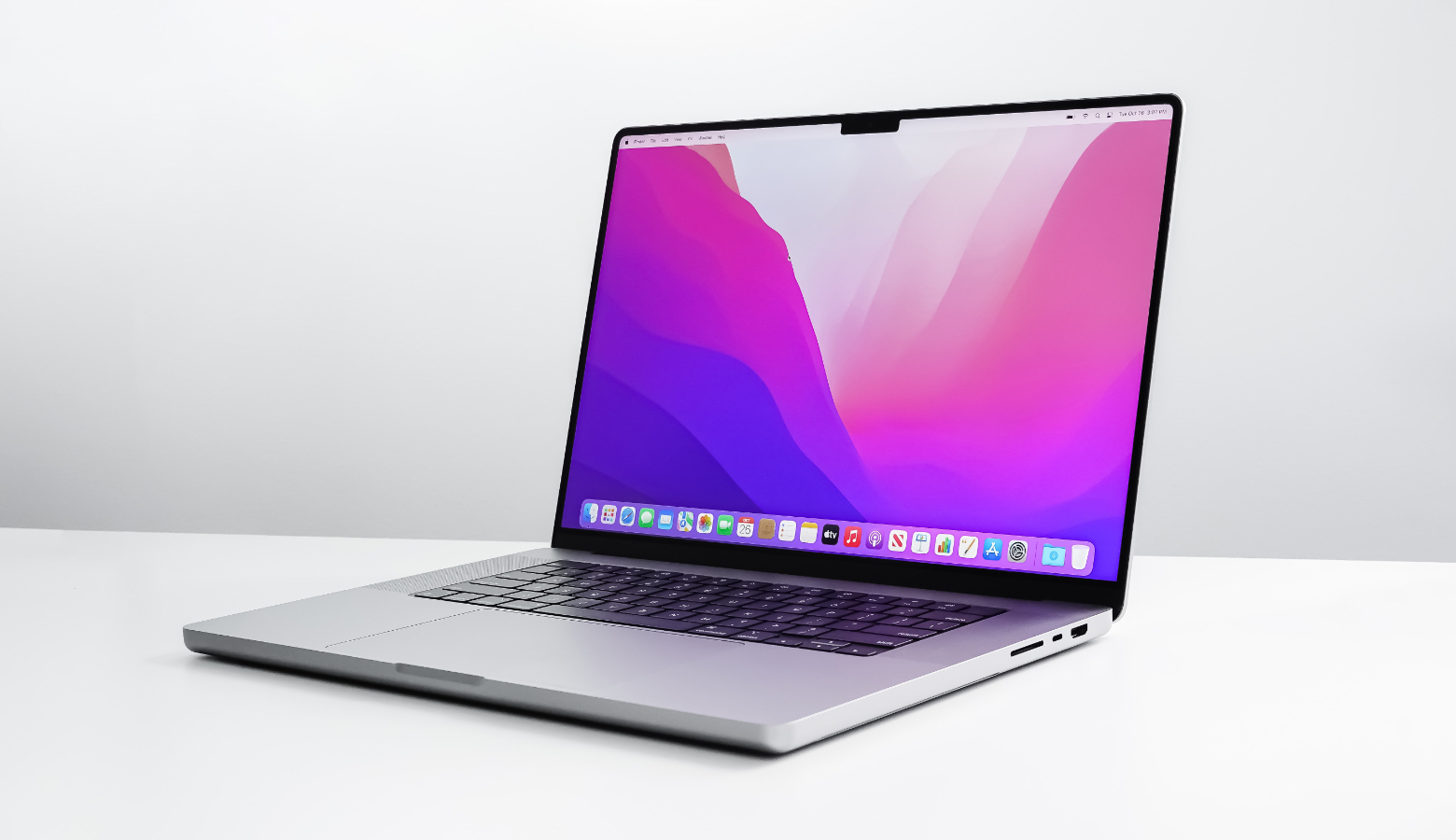 1560_900_MacBook_Pro_16inch 1560 900 MacBook Pro 16inch