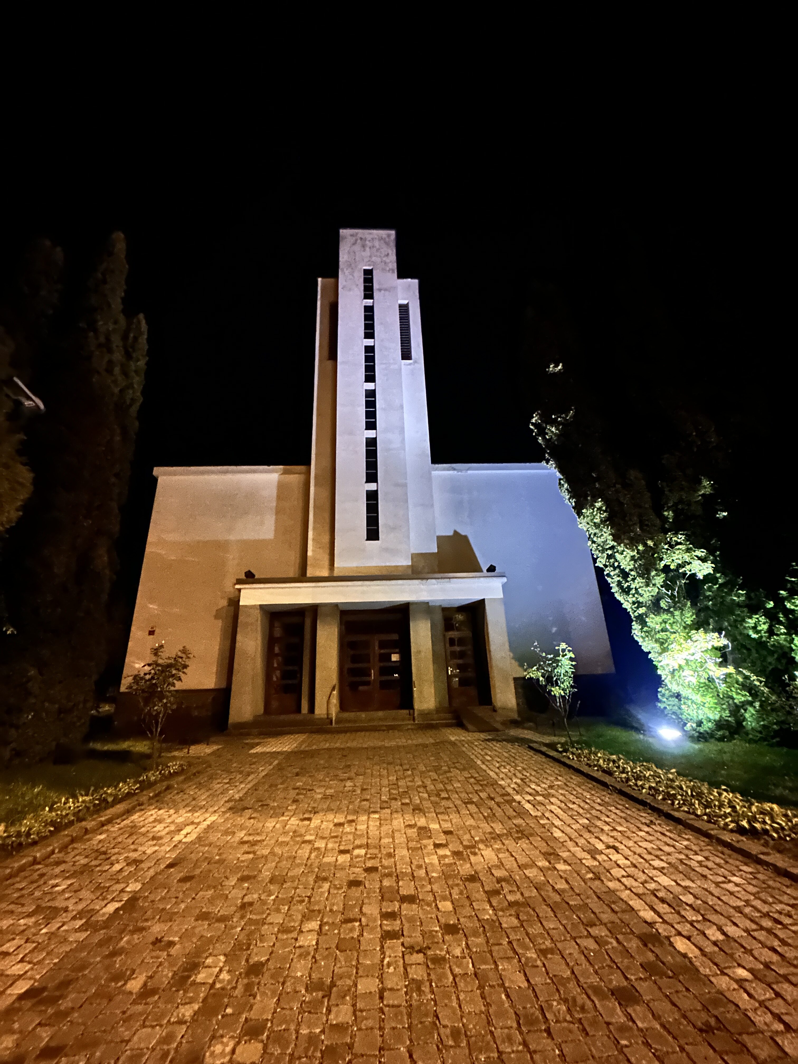 nocni foto iPhone 14 Pro 20