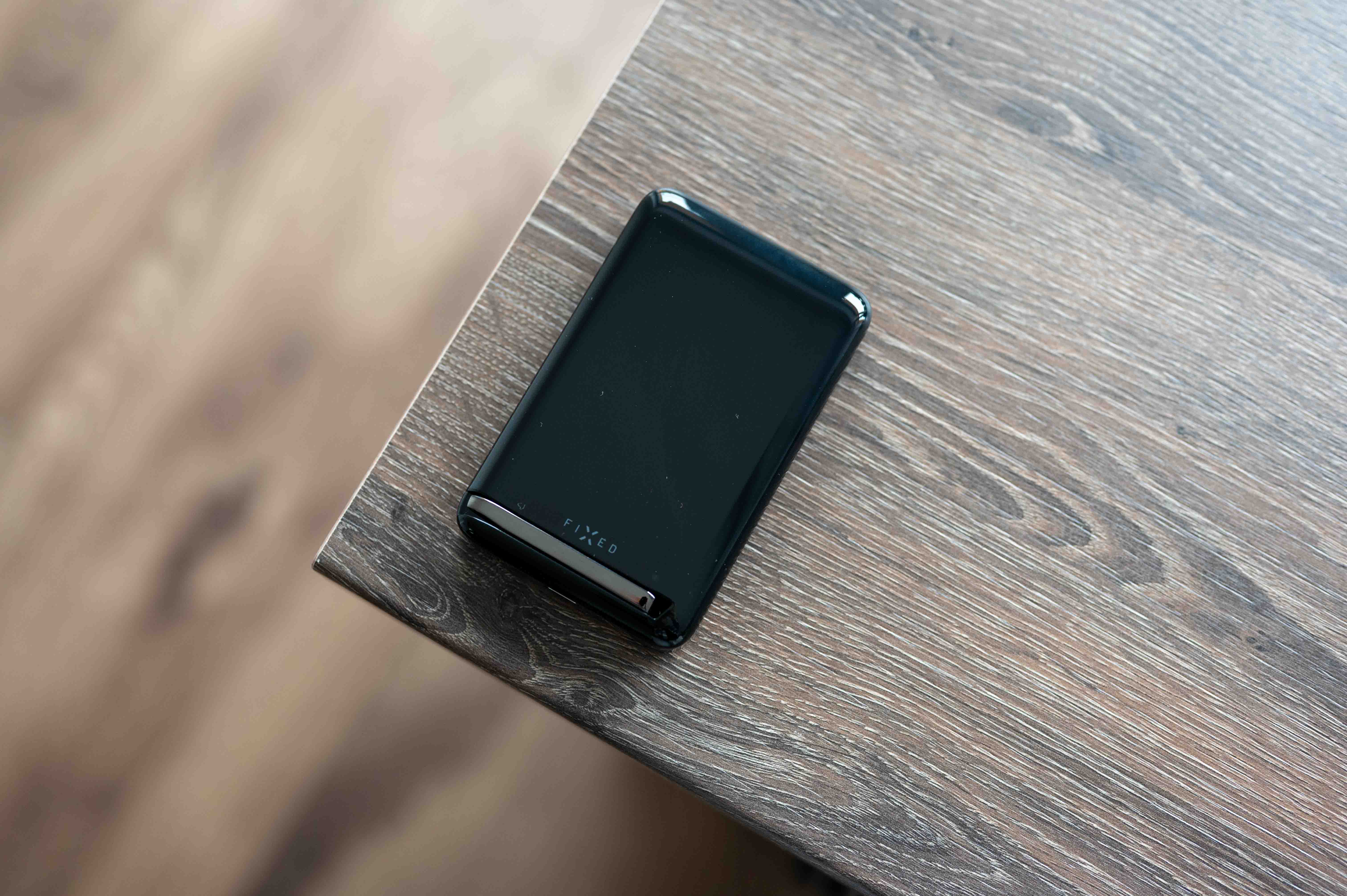 FIXED MagZen 10 Pro 1 FIXED MagZen 10 Pro 1