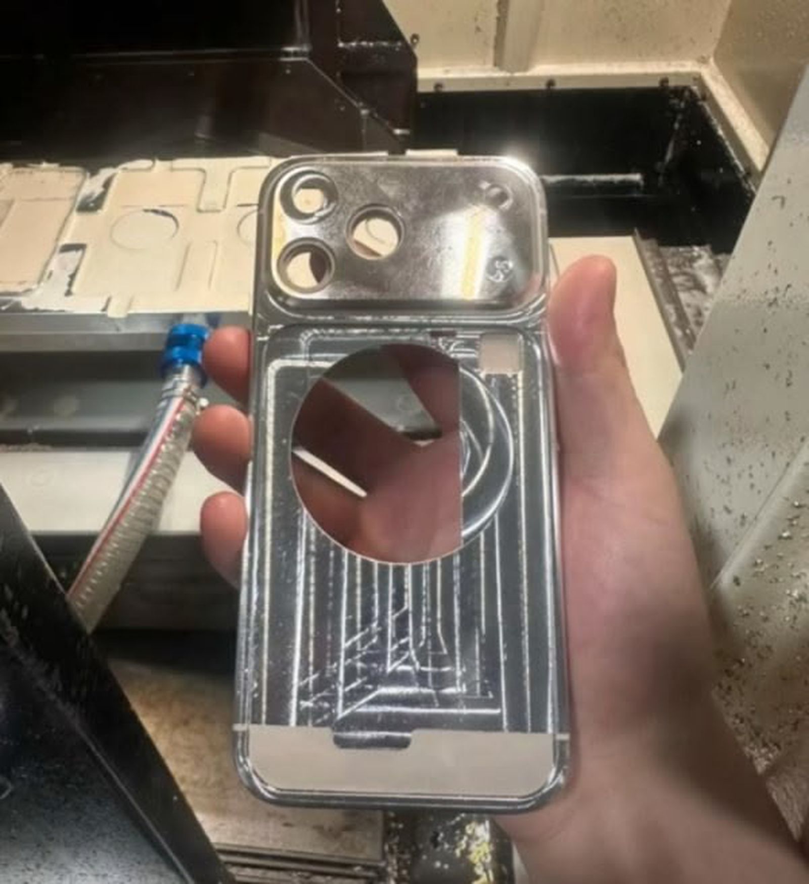 iphone 17 pro chassis bu