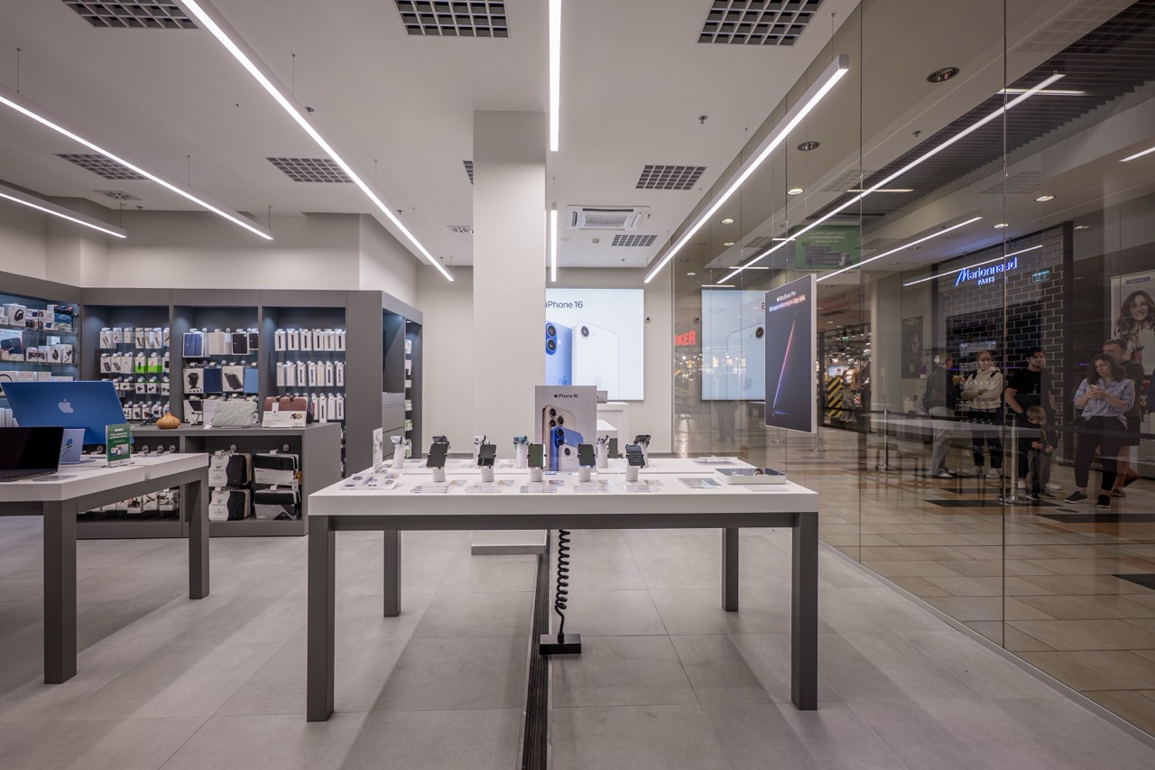 istores--3 ve velké velikosti istores 3 ve velké velikosti