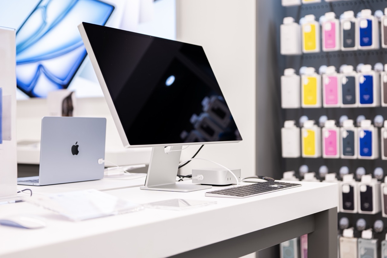 istores--9 ve velké velikosti istores 9 ve velké velikosti