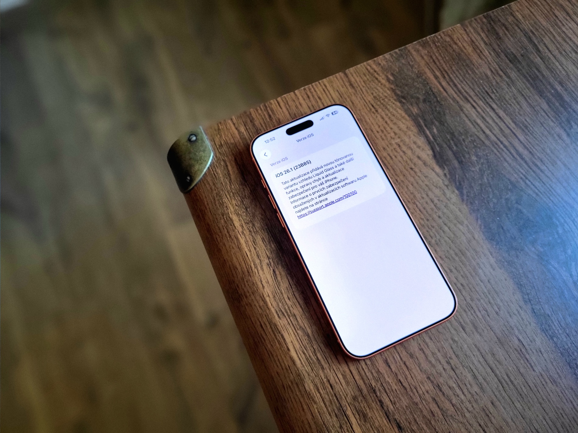 iOS Крышка 26.1