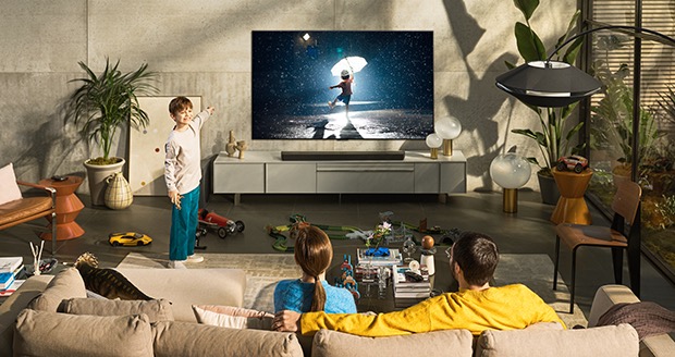 LG OLED 77 C2 01