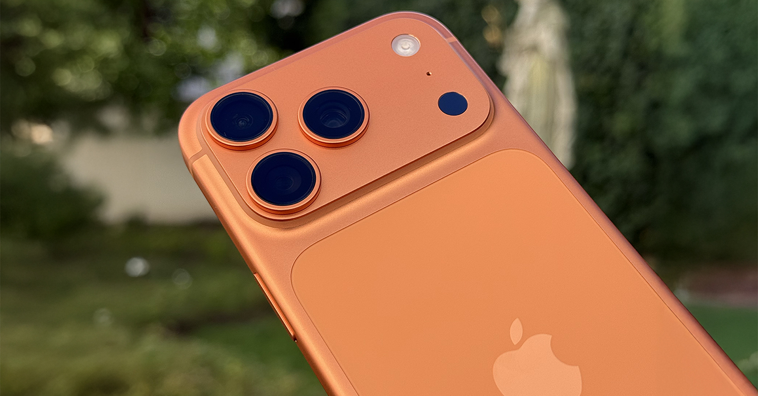 1520 794 iPhone 17 Pro orange camera