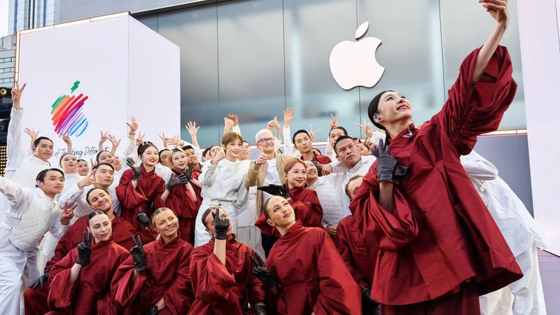 Tim Cook Chengdu China